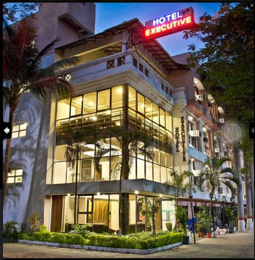 Hotel Executive Сурат Екстер'єр фото