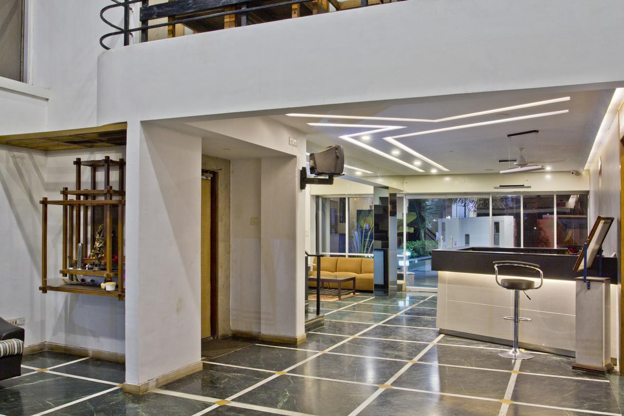 Hotel Executive Сурат Екстер'єр фото